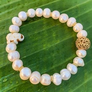 Pearls bracelet